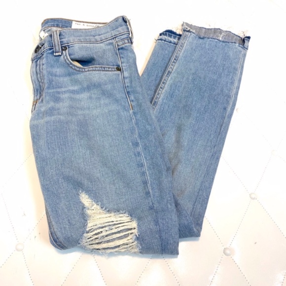 Rag & Bone Jeans • Dre Capri in Marina Step Hem Stretchy Light Wash Blue Size 24 - Picture 4 of 13